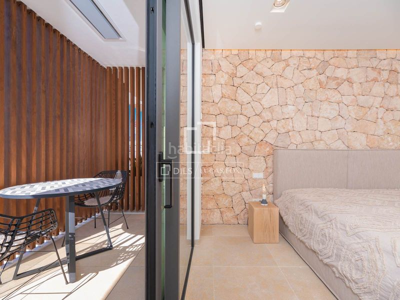 Foto 1a876f76-9236-49d9-b7b7-d4d88c4502b0. Flat in Ses Figueretes - Platja d'en Bossa - Cas Serres Ibiza