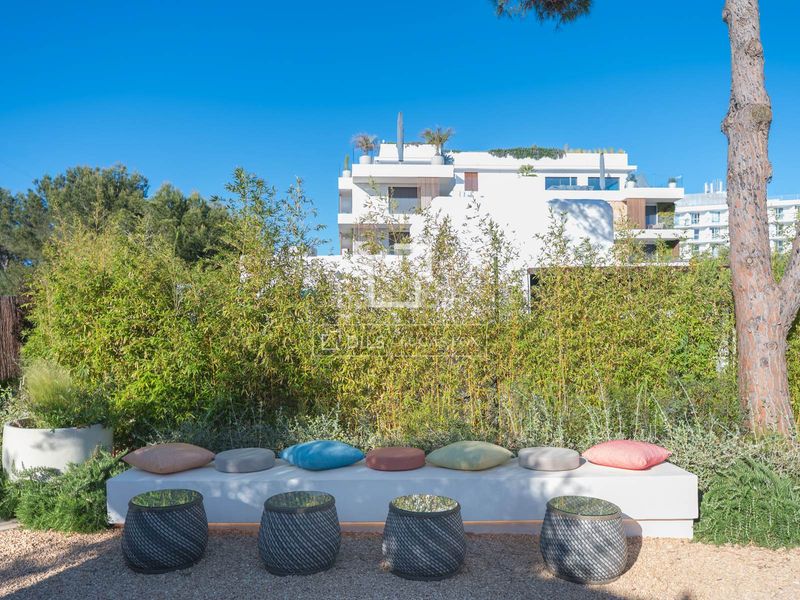Foto 2e46afd2-094a-4540-8037-70d3a87673fc. Flat in Ses Figueretes - Platja d'en Bossa - Cas Serres Ibiza