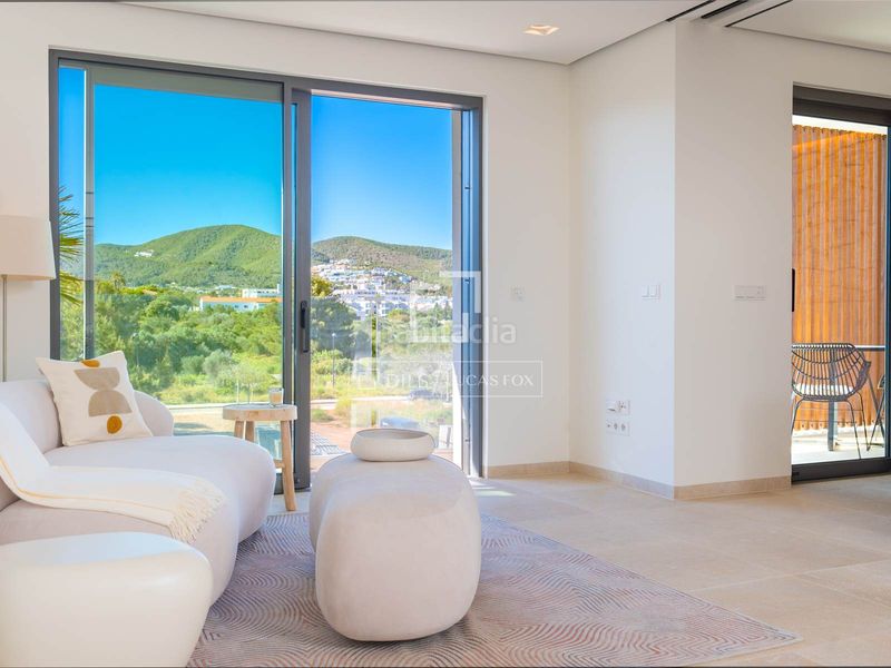 Foto 5fcdd054-2137-4e13-a1e0-8482c9f222f9. Flat in Ses Figueretes - Platja d'en Bossa - Cas Serres Ibiza