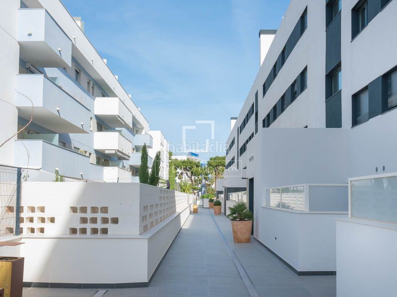 Foto 2b97d292-ff6c-41b0-ab1c-8f363d546fa0. Flat in Ses Figueretes - Platja d'en Bossa - Cas Serres Ibiza