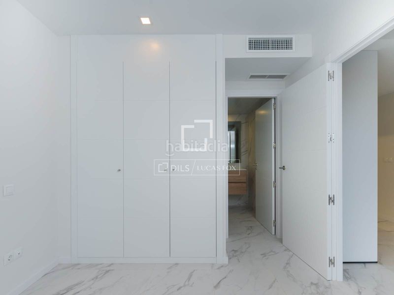 Foto bf80f251-da54-476e-b162-2e0fd1c7233d. Flat in Ses Figueretes - Platja d'en Bossa - Cas Serres Ibiza