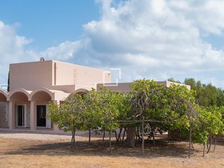 Chalet in Formentera. Exclusiva villa en venta en formentera, cerca de la mola