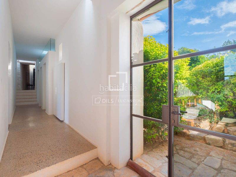 Foto 3fa38362-8047-41b3-8726-f06606eace26. Chalet casa villa excelentes de 7 dormitorios en venta en santa eulalia, islas baleares en Santa Eulària