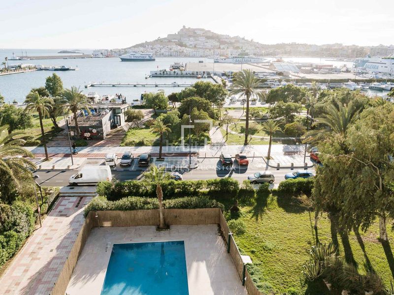 Foto bf9bdc58-708d-4acb-bfe6-4fc2393185dd. Pis a Marina Botafoc-Talamanca Ibiza