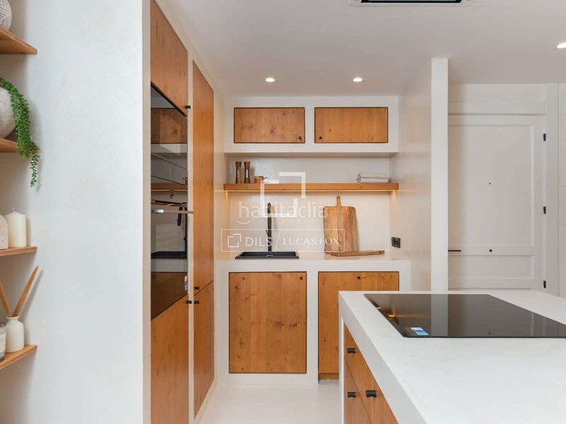 Foto 53f29741-e860-4bab-b02b-89d6a782e68f. Appartamento con riscaldamento in Marina Botafoc-Talamanca Ibiza