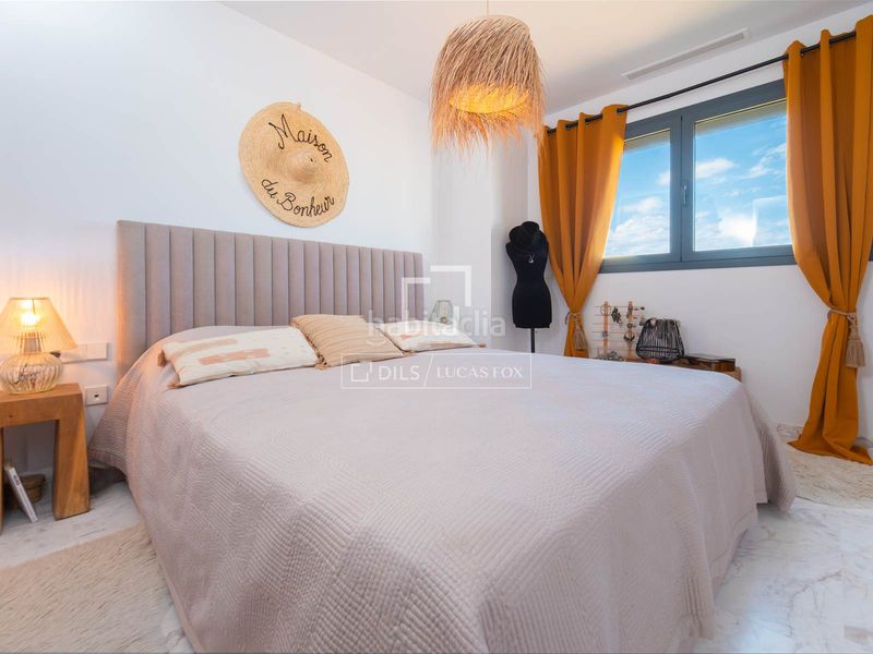 Foto d18282e0-aebf-42a7-a81b-325390448b28. Flat with heating parking pool in Ses Figueretes - Platja d'en Bossa - Cas Serres Ibiza