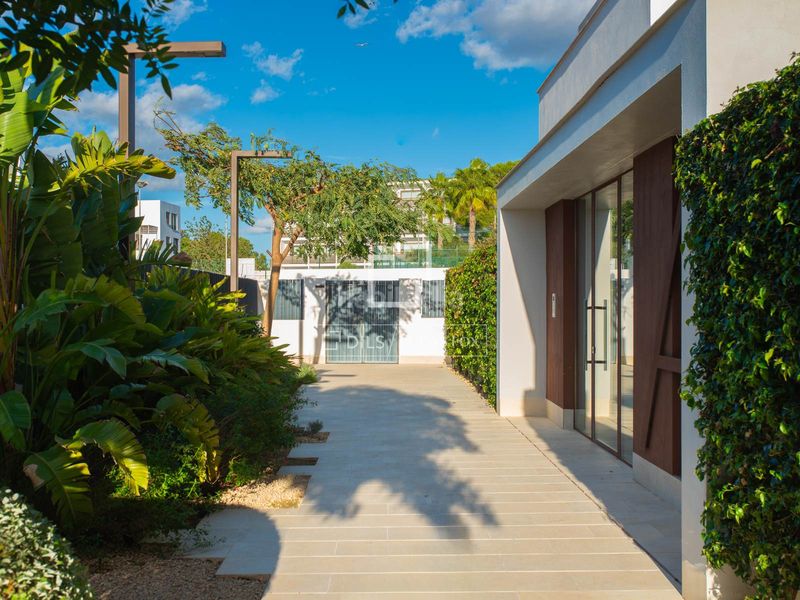 Foto e03b7005-06b2-4c95-8c14-d2c1dc7c9dee. Flat with heating parking pool in Ses Figueretes - Platja d'en Bossa - Cas Serres Ibiza