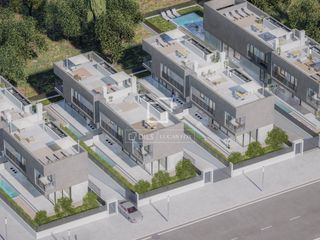 Chalet in Ca Na Negreta - Can Ramón. Casa  villa en excelentes condiciones de 3 dormitorios con 72m d