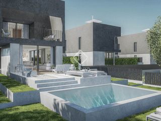 Chalet in Ca Na Negreta - Can Ramón. Casa  villa en excelentes condiciones de 3 dormitorios con 72m d