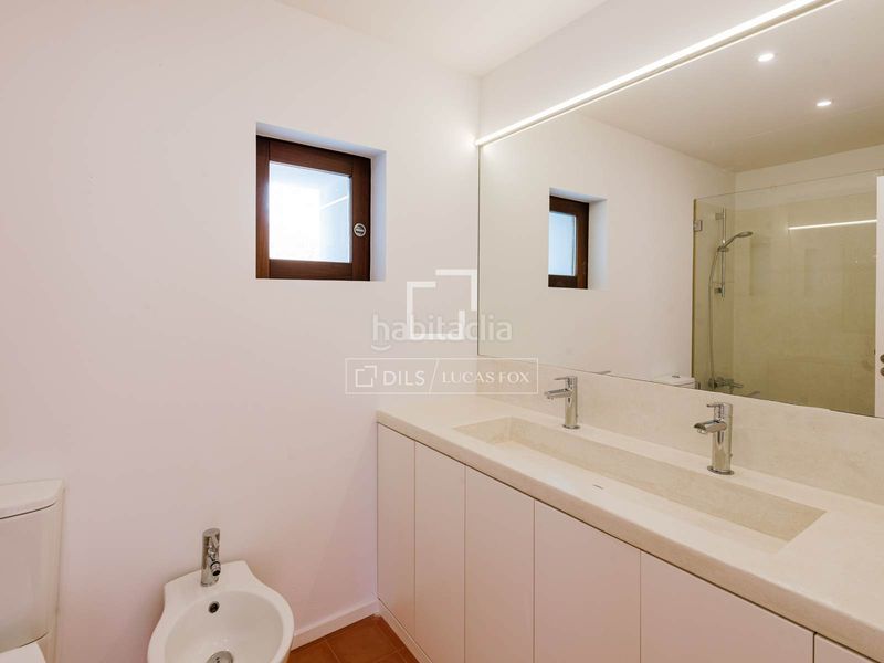 Foto b2d0a6e1-5f1f-4349-b34e-36bc634330b5. Xalet amb calefacció aparcament piscina a Santa Gertrudis Santa Eulària