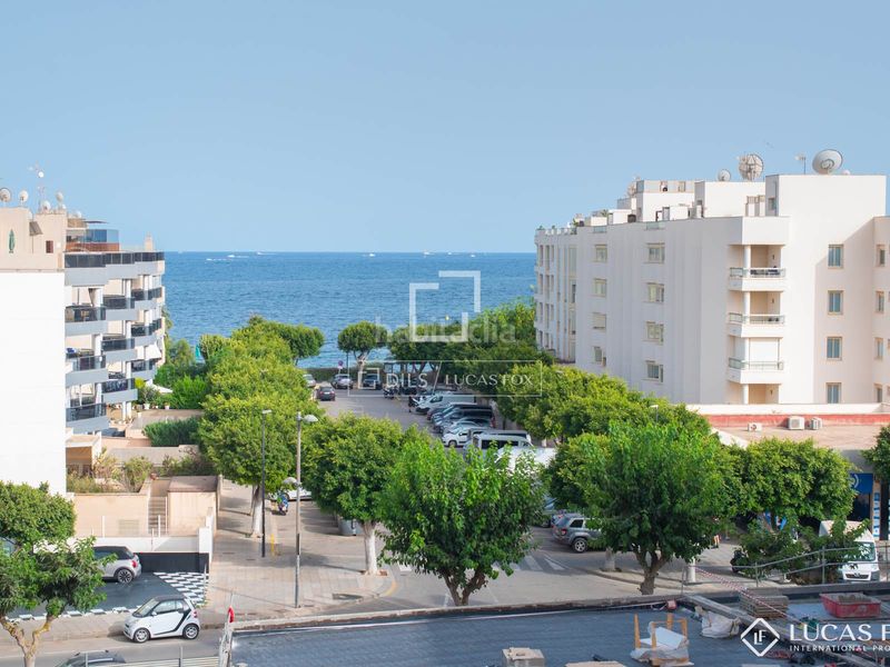 Foto 09e670bd-7794-4a96-9829-038fc6f6a983. Dachwohnung mit parking pool in Ses Figueretes - Platja d'en Bossa - Cas Serres Ibiza