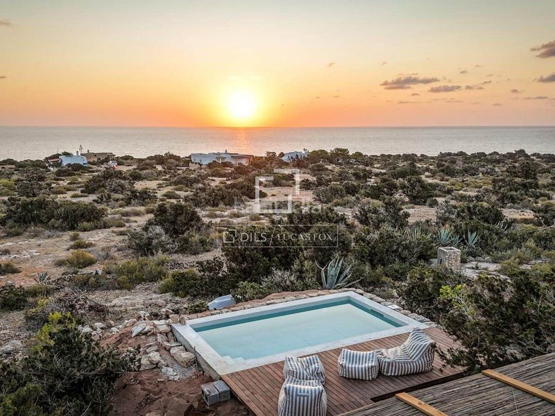 Foto aff885c9-8091-438e-9274-ad7305b4e452. Xalet amb piscina a Formentera