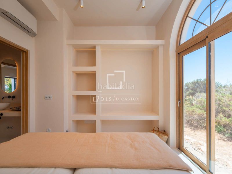 Foto f5b291e9-0d3d-4666-a3ac-79397112e7df. Xalet amb piscina a Formentera