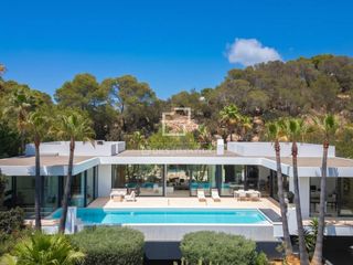Chalet in Cala Vedella-Cala Tarida. Casa  villa excelentes de 4 dormitorios en venta en san josé, is