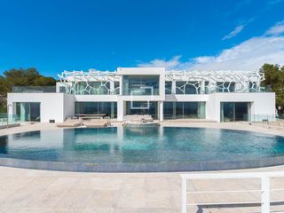 Chalet in Roca Llisa. Casa  villa de 9 dormitorios en venta en ibiza ciudad, islas bal
