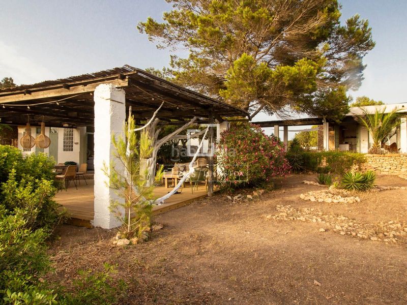 Foto 2d974b17-d7da-4e8e-9bfe-f8e11da10d28. Xalet amb aparcament piscina a Formentera