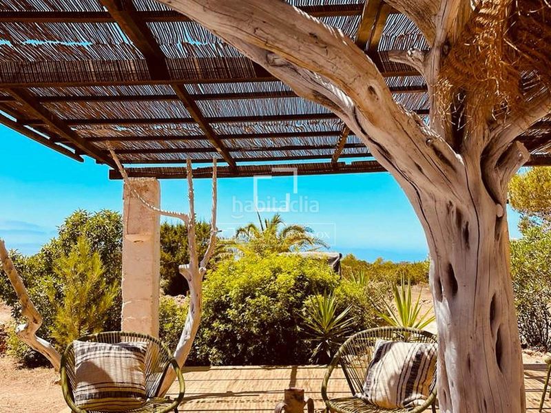 Foto de043e56-00ac-49f1-9652-f4fd617e6425. Xalet amb aparcament piscina a Formentera