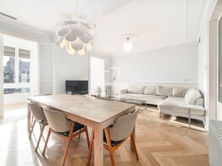 Pis a L´Antiga Esquerra de l´Eixample. Piso en excelentes condiciones de 2 dormitorios en venta en eixa