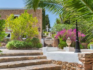 Masia a Sant Agustí-Cala de Bou. Casa rural de 5 dormitorios en venta en san josé, islas baleares