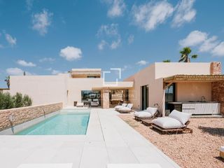 Chalet in Formentera. Villa de obra nueva en formentera  lista para entrar a vivir