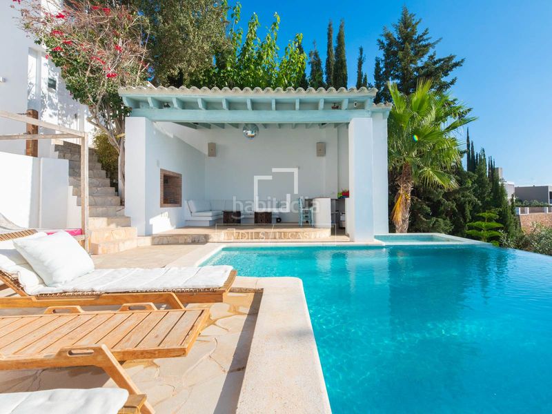 Foto a606c69a-e6ee-4d03-bfec-bd43b8560464. Xalet amb calefacció aparcament piscina a Can Furnet Santa Eulària