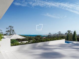 Chalet à Cala Vedella-Cala Tarida. Casa  villa en excelentes condiciones de 4 dormitorios con 640m