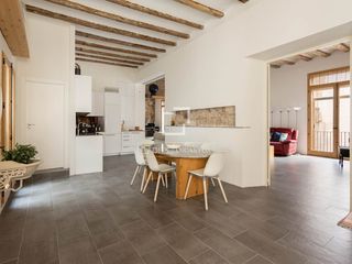 Flat in Gòtic. Piso excelentes de 1 dormitorio con 7m terraza en venta en gótic