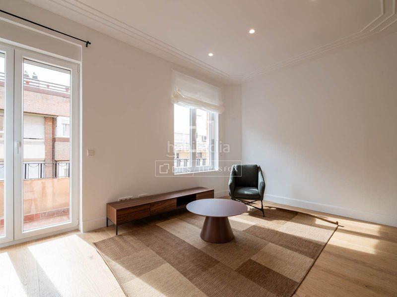 Foto a775e769-a54a-4398-9560-f19386691957. Pis amb calefacció a Argüelles Madrid