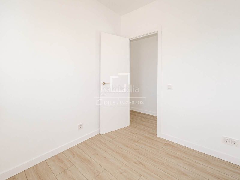 Foto 0a95d3bb-498c-463b-87e4-97c54739156f. Àtic amb calefacció a Argüelles Madrid