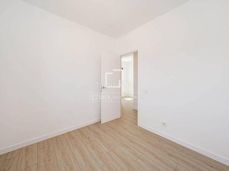 Foto b9431edd-4b00-446a-bace-aa3bd0167216. Àtic amb calefacció a Argüelles Madrid