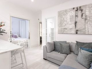 Rent Flat in Fuente del Berro. Luminoso y elegante piso listo para entrar a vivir en fuente del