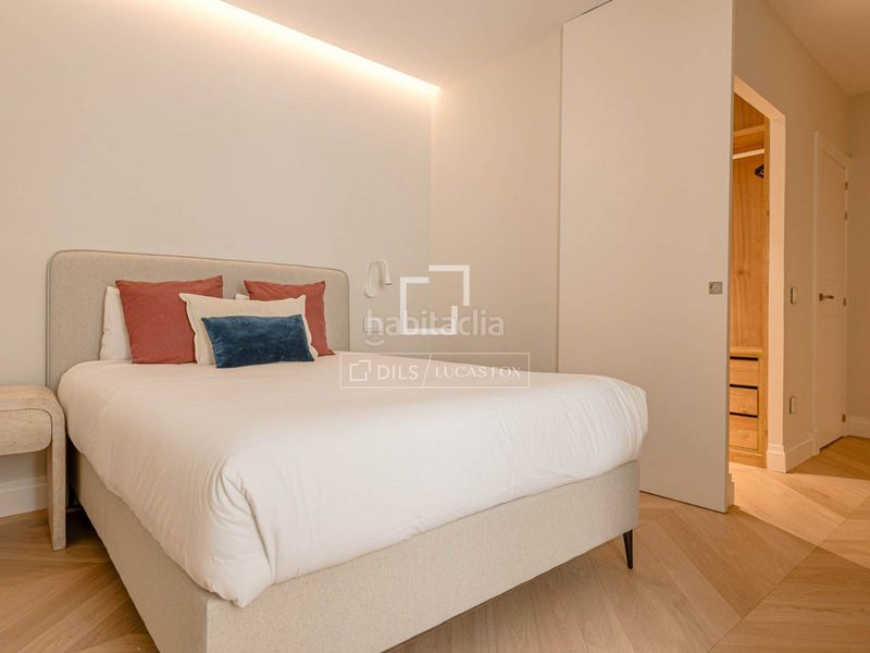 Foto 634dfbf5-2371-4386-9f88-f0f3af3ffae5. Rent flat in Jerónimos Madrid