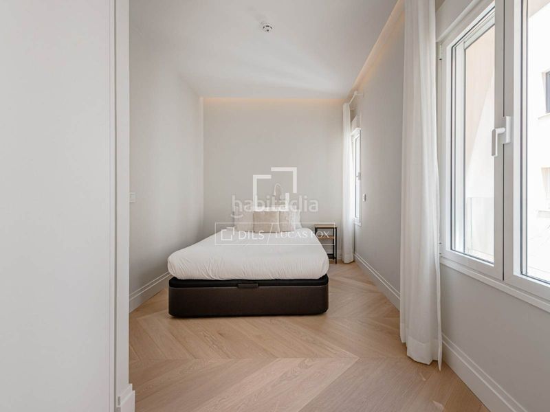 Foto 9a32080a-6b33-463a-b34e-0f8c613e7547. Rent flat in Jerónimos Madrid
