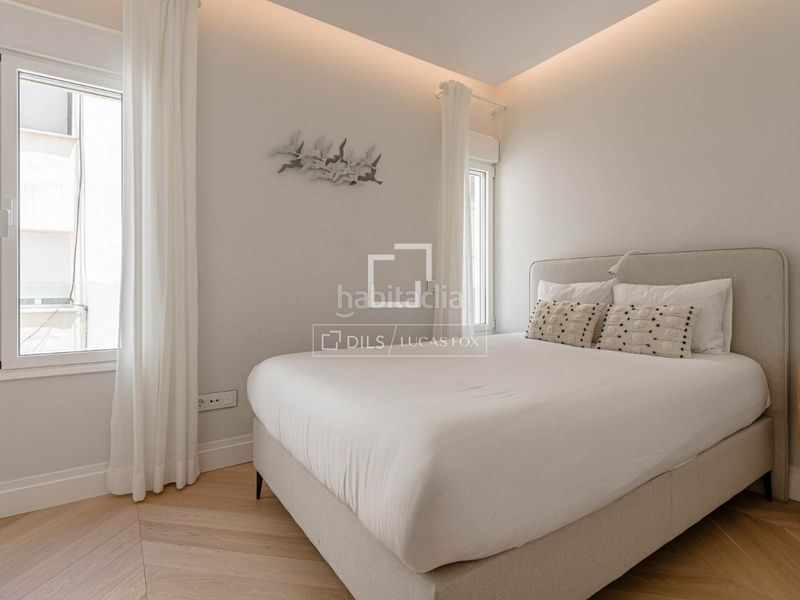 Foto 9d1d16cd-920f-46fe-aefc-7ad479cdb52d. Rent flat in Jerónimos Madrid