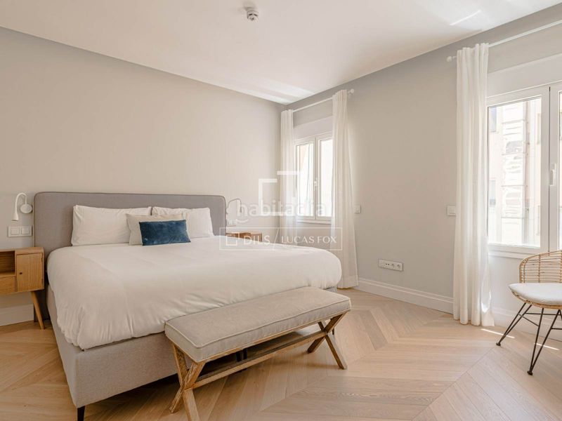 Foto c68ef0b9-cc8a-44c6-b835-b8bab2deac3d. Rent flat in Jerónimos Madrid