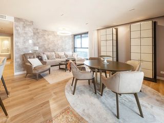 Pis a Valdeacederas. Piso de 2 dormitorios y 2 baños con orientación oeste en venta e