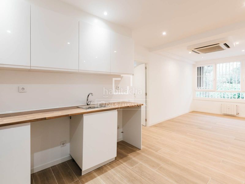Foto a641c207-0e25-4f83-b5d7-8b165b6846c8. Rent flat with pool in Castilla Madrid