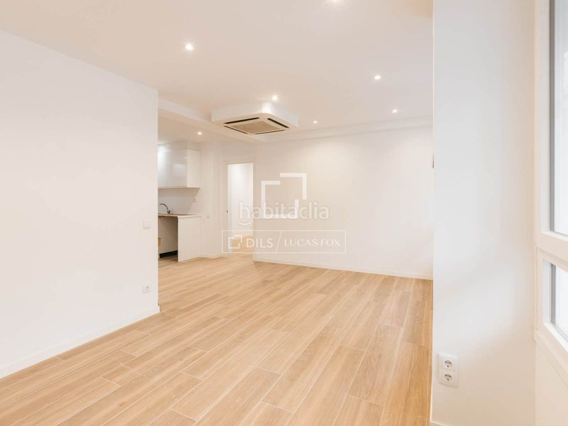 Foto d16158cf-9af9-42b3-9c14-aeeccaad150a. Rent flat with pool in Castilla Madrid