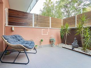 Pis a La Marina del Port. Piso de 3 dormitorios con 46 m de terrazas en venta en calle ger