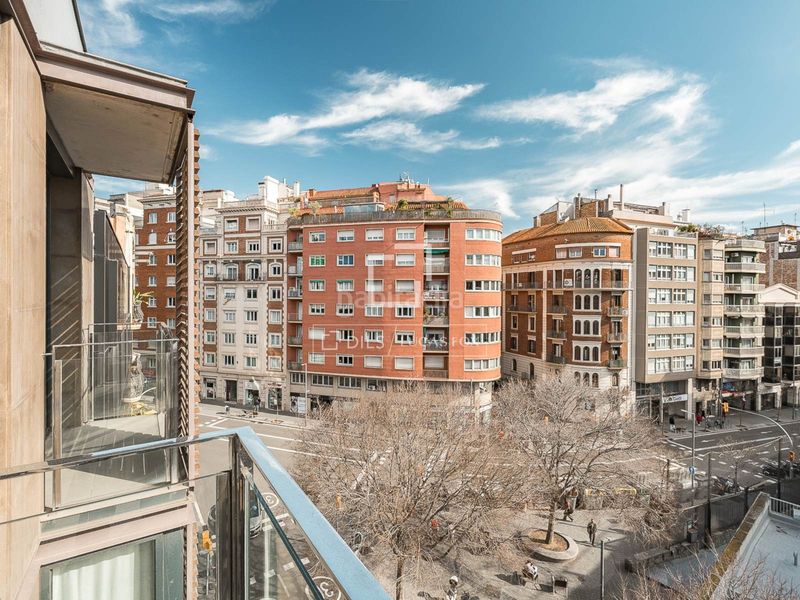 Foto 58897cee-49a0-43d6-97f4-8af5e12f9250. Àtic amb calefacció aparcament piscina a Putget - Farró Barcelona
