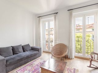 Lloguer Pis a Cortes-Huertas. Exclusivo piso amueblado en alquiler en el barrio de las letras