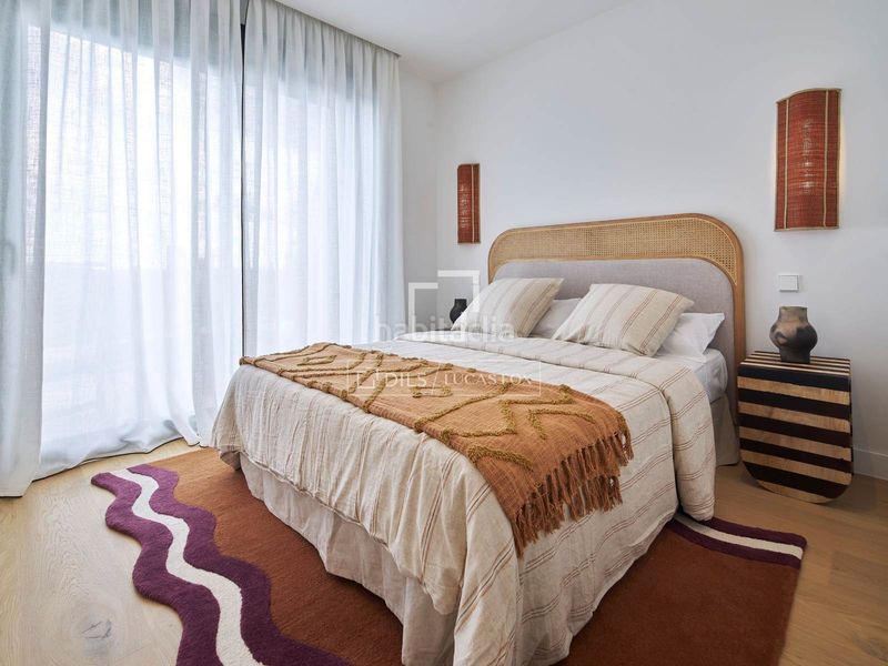 Foto 43e29fca-5aa5-4c55-8cb8-d0e393423513. Chalet impresionante villa de obra nueva de 4 dormitorios con 297 m exteriores en venta en Torrelodones