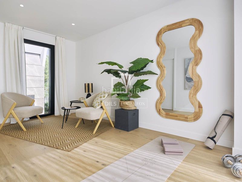 Foto 4505c837-1fd0-406f-8710-77102b6221bd. Chalet impresionante villa de obra nueva de 4 dormitorios con 297 m exteriores en venta en Torrelodones