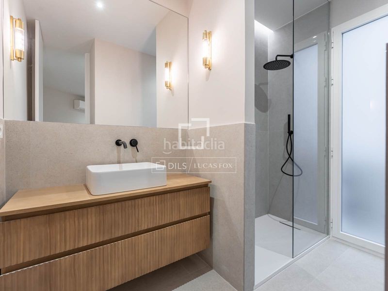 Foto ebef0129-3c59-4c05-bbf8-1bfd36ebc2c1. Rent flat with heating in Ciudad Jardín Madrid