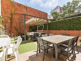 Piso en St. Pere - Sta. Caterina - El Born. Piso de 2 dormitorios con 44m terraza en venta en el born, barce