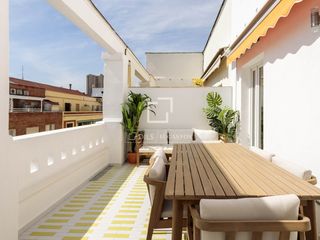Àtic a Goya. Luminoso ático con terraza recién reformado y amueblado de 3 dor
