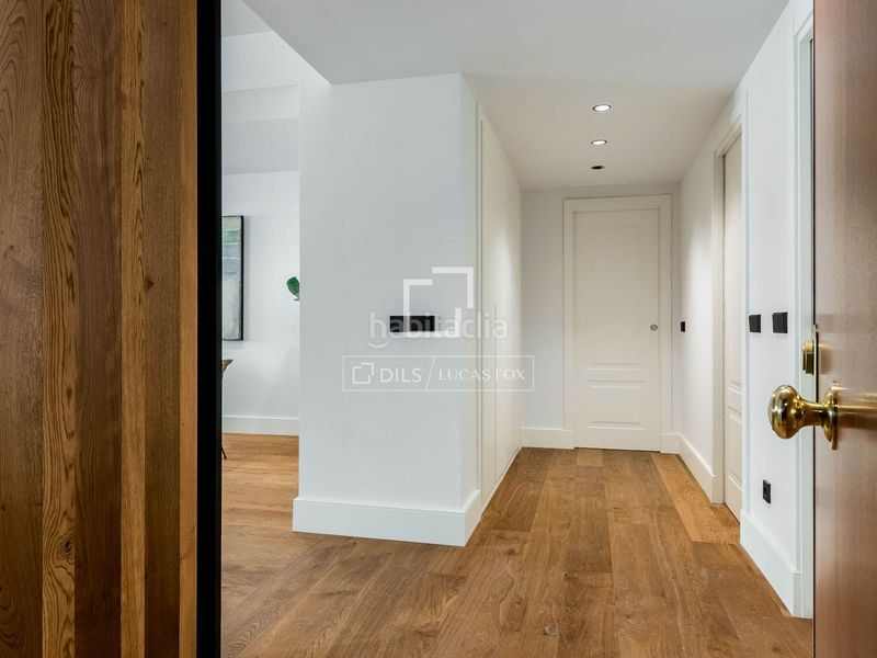 Foto a6c20fca-cfa1-401d-9dc3-865b2e94bddd. Flat with heating in Lista Madrid