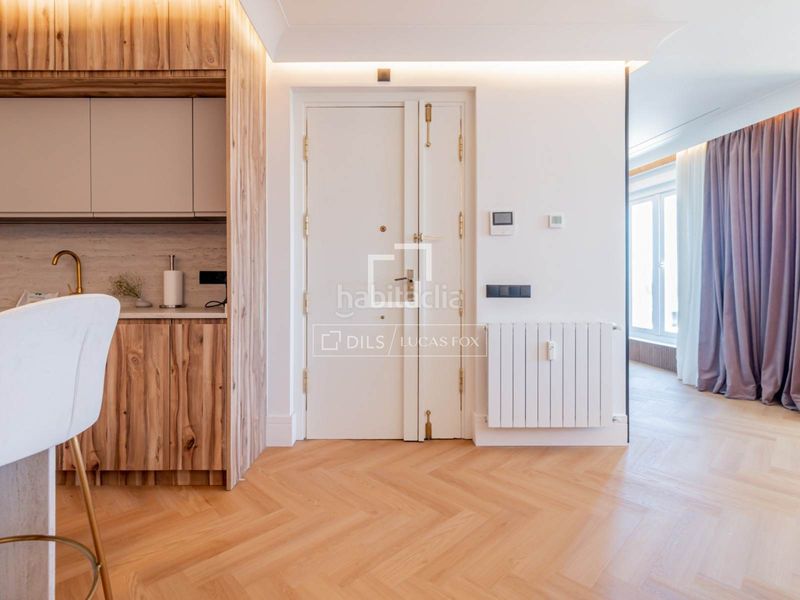Foto 8ac58cf2-a8cf-46a5-a57d-41d415b021a5. Rent flat in Argüelles Madrid