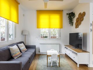 Chalet in Fuente del Berro. Casa en excelentes condiciones de 5 dormitorios en venta en fuen
