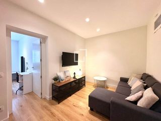 Pis a Castellana. Piso en excelentes condiciones de 2 dormitorios en venta en cast